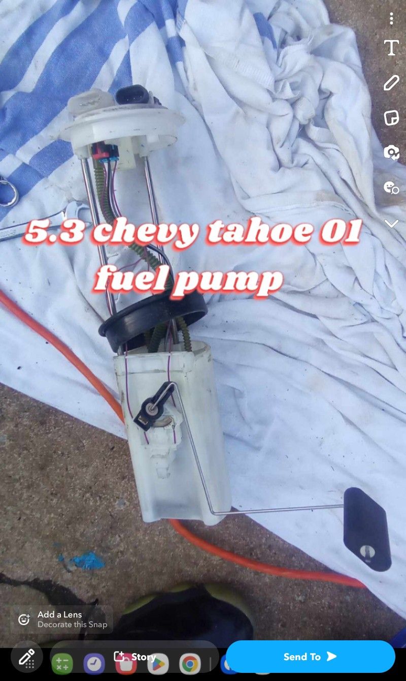 5.3 Chevy Ls Fuel Pump $60 Very Strong Havea Short Style AS Well