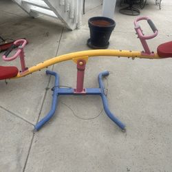 Seesaw Gym Dandy