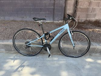 Trek Bike 7.2 FX WSD