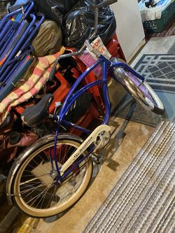 Vintage Cruiser Schwinn Bike 