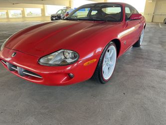 2000 Jaguar XK8