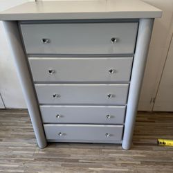 5 DRAWER CHEST SOLID WOOD