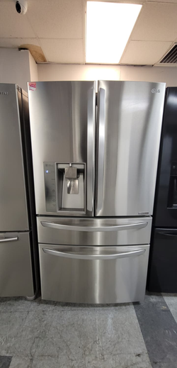 LG 4‑Door French Door Fridge – Stainless, Ice & Water