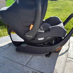 Chicco KeyFit35  Carseat