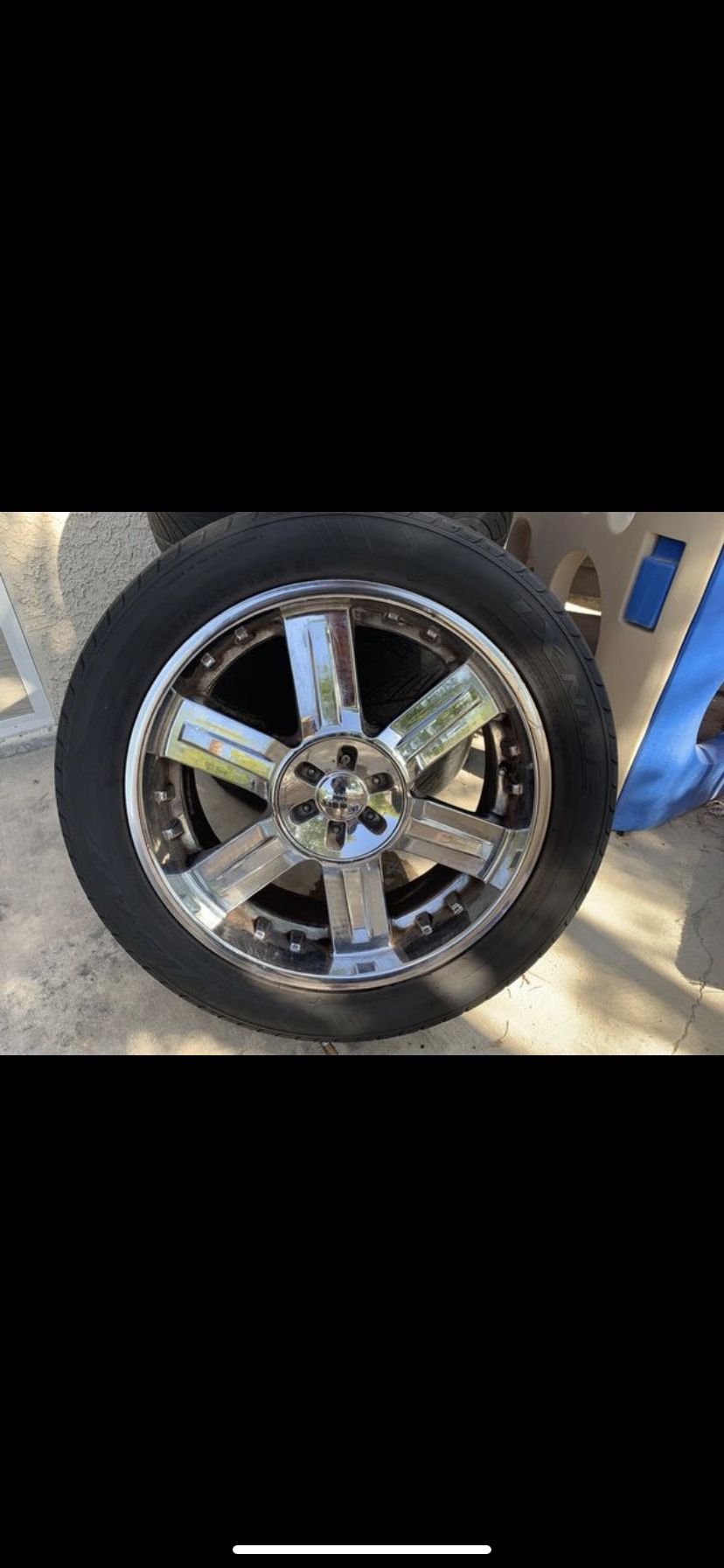 22 Inch Chrome Rims