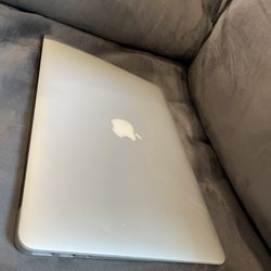 MacBook Air 2012