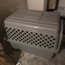 Large Pet Crate. 