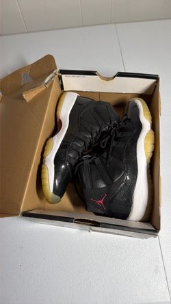 Air Jordan 11 retro size 5.5 youth