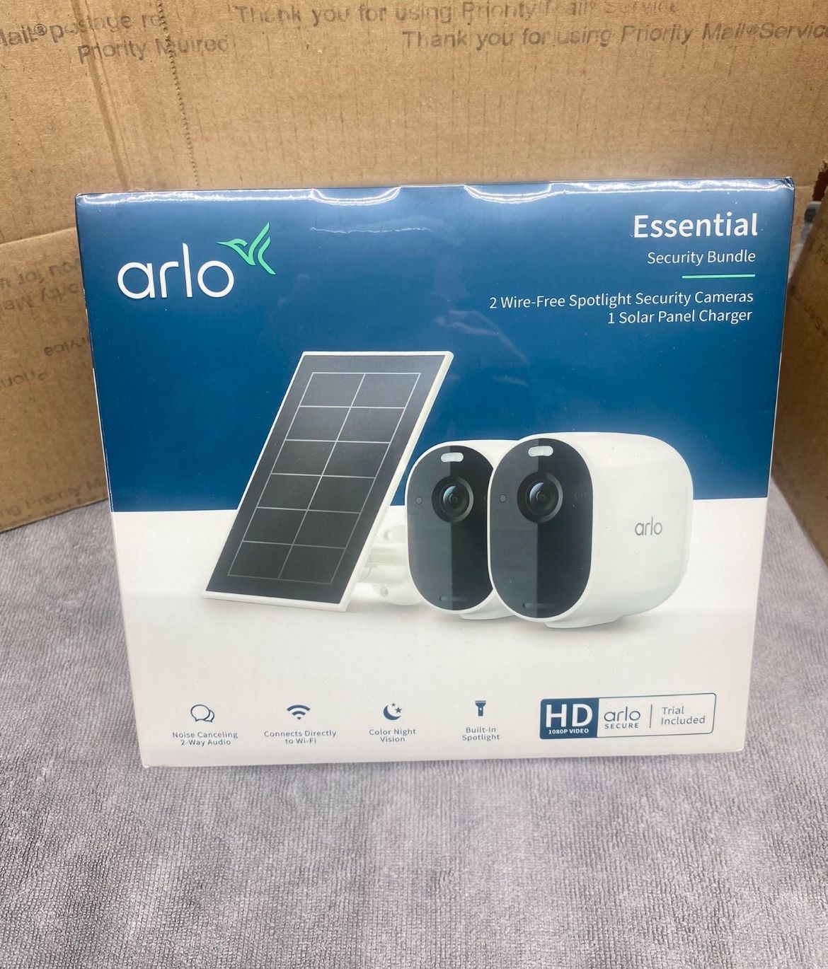 Arlo Essential Spotlight Camera + Solar Panel (2 Cameras + 1 Solar Panel)