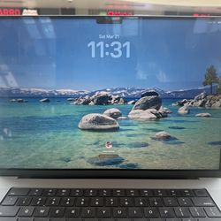 Mac book pro 2021 16inch with Apple M1 Pro chip 512gb ssd