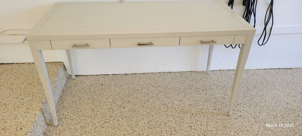 Sarah Writing Table