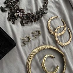 Women’s jewelry