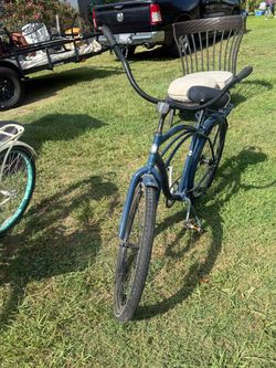 Vintage Schwinn Cruiser Bicycle
