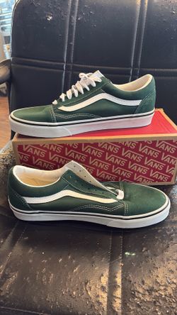 NIB size 11 Vans low tops