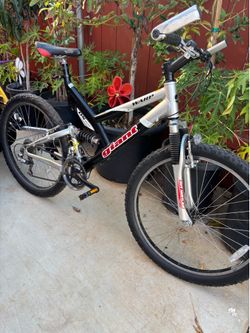 Giant Bicycle Mountain Bike