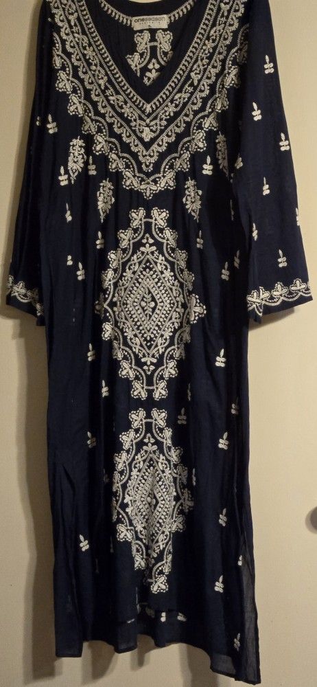One Season Australia Blue And White Maxi Dress With Side Slits