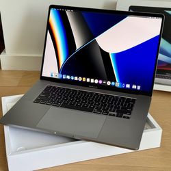 1TB SSD 32GB RAM 8-Core i9 16” MacBook Pro Touch Bar + Touch ID 2.3GHz Retina Display 2020