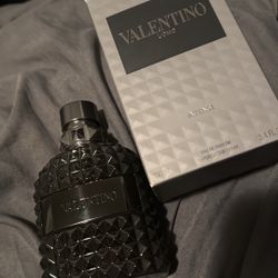 Perfume Valentino Uomo Intense (new)  3.4oz - 100ml