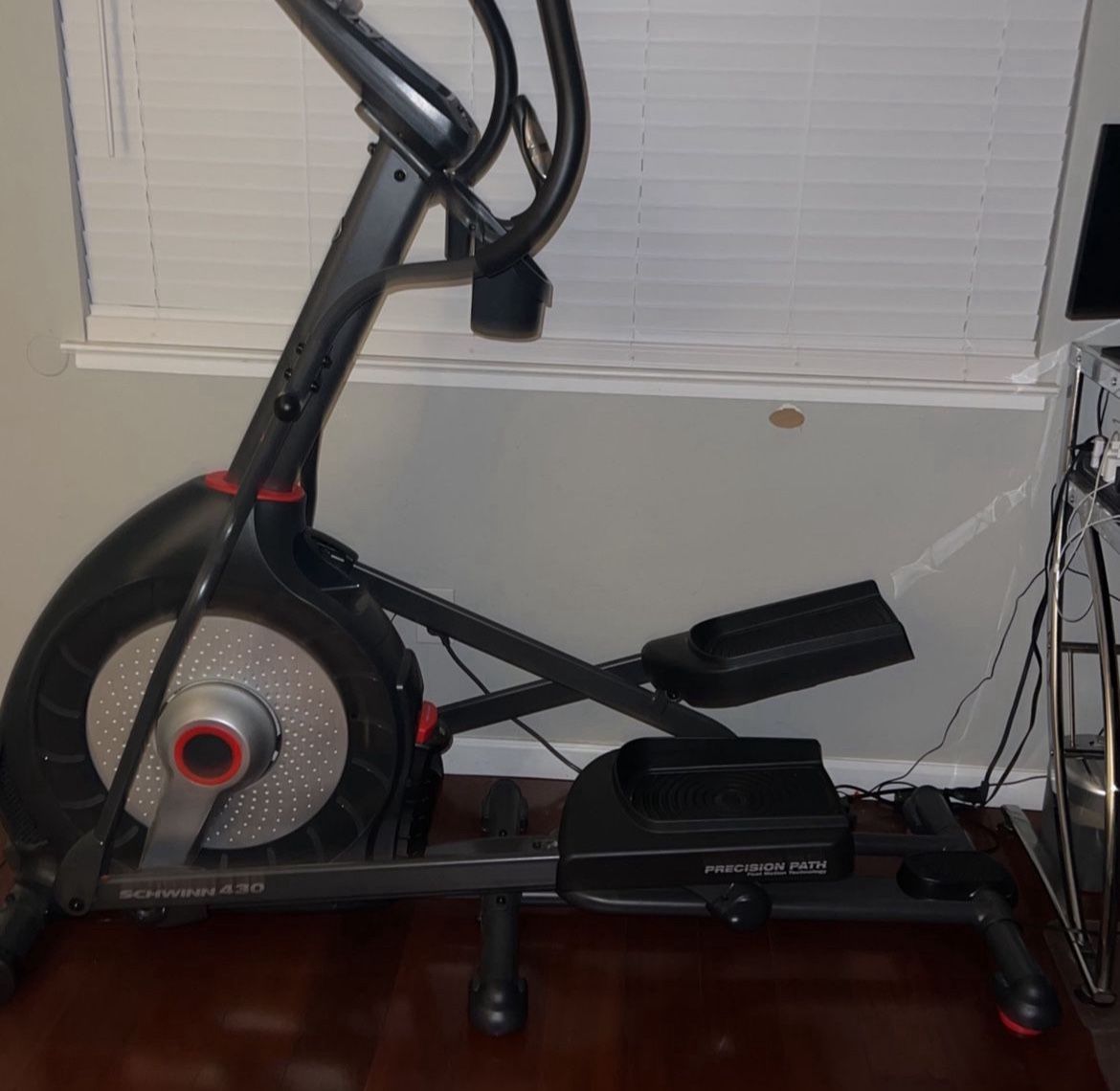 Schwinn 430 Elliptical