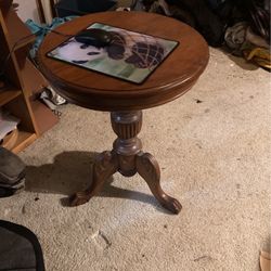 Old Round Table With Animal Feet 