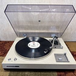 Vintage Kenwood KD-2055 “The Rock” Stereo Turntable *Serviced*