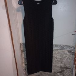 Black Sleeveless Midi Dress