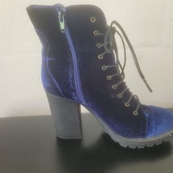 Women's Boot Size 8