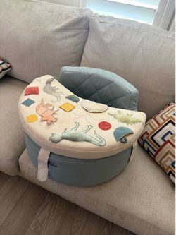 Baby activity chair