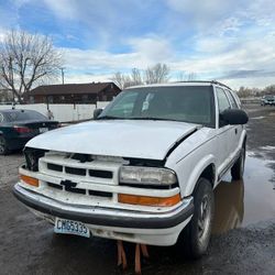 2001 CHEVY BLAZER🚗FULL PART OUT!!