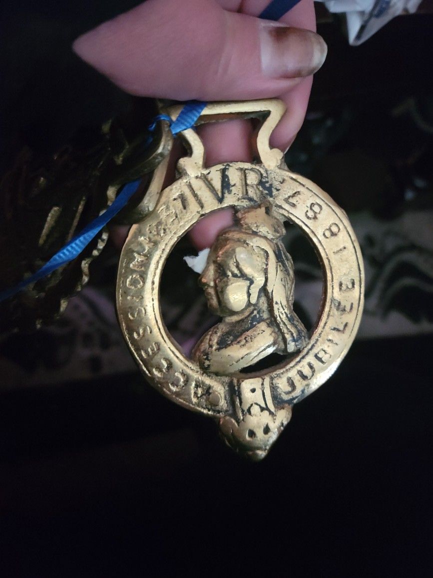 Vintage Royalty Horse Brass Queen Victoria's Golden