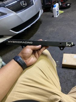Hybrid Racing Fuel Rail