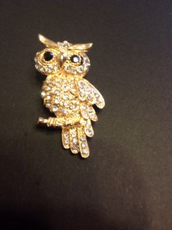 Rhinestone owl brooch