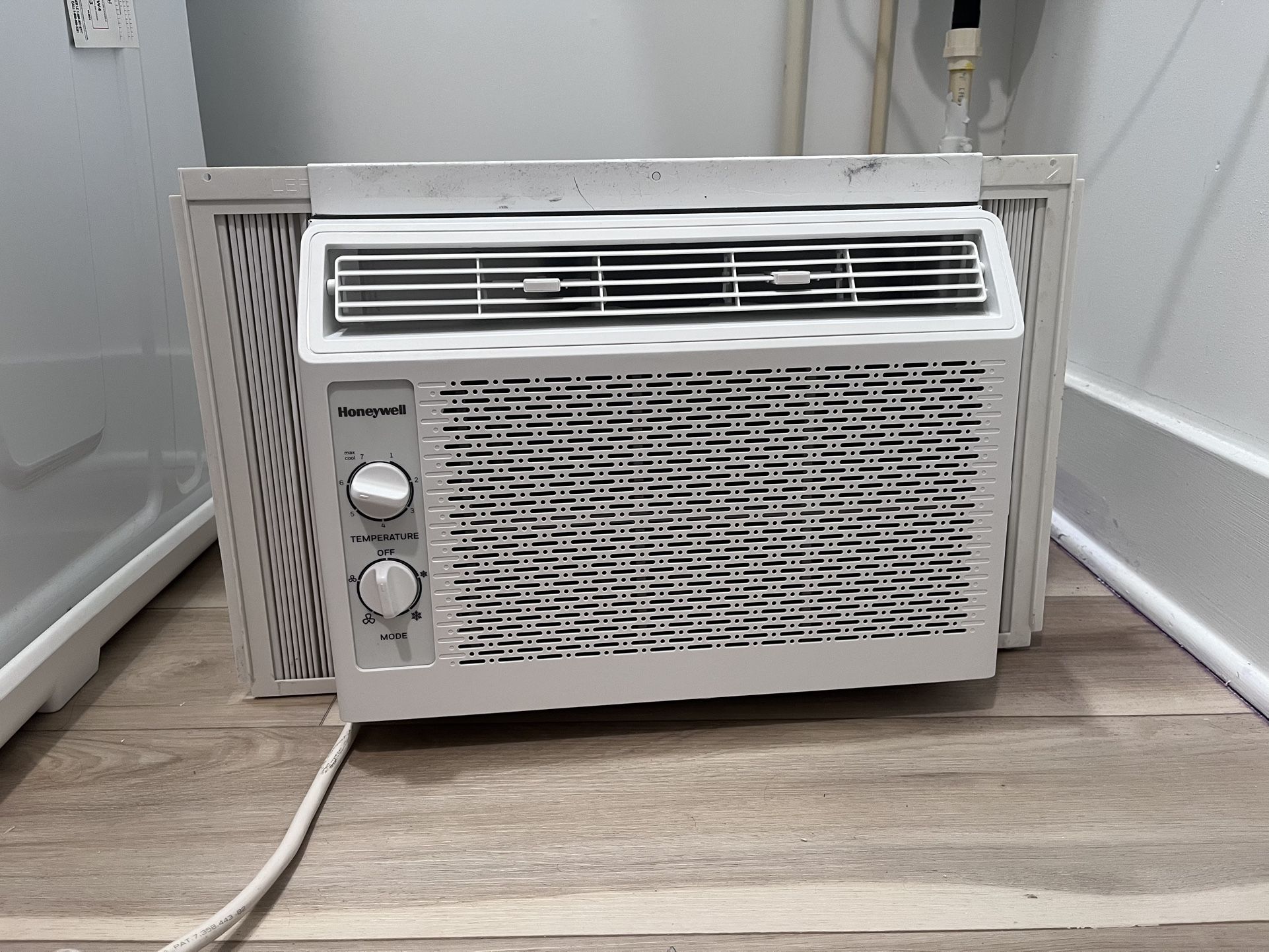 Window AC Unit