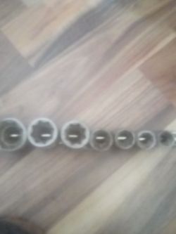 Set Of Snap On Sockets 1/2 Inch Drive