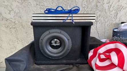 Skar audio sub 8” with box and amp