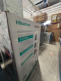 Hisense Wine Cooler in Box