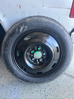 Ford Crown Victoria spare wheel