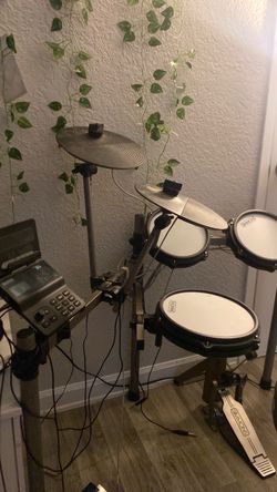 Simmons Electronic Drum Kit