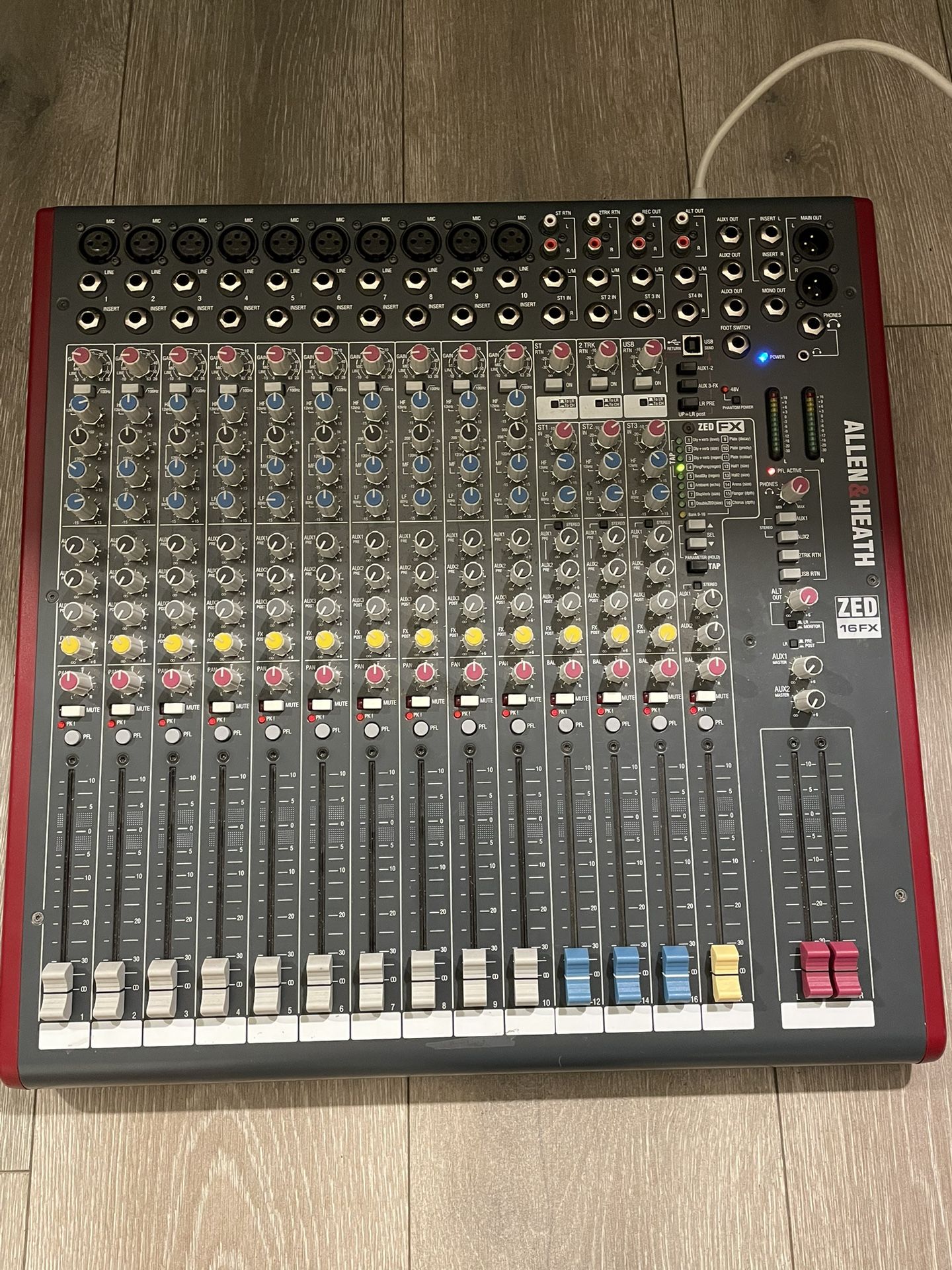 ALLEN & HEATH ZED 16 FX PROFESSIONAL MIXER