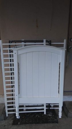 White wooden crib