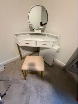 Corner Makeup Vanity Desk with chair and mirror