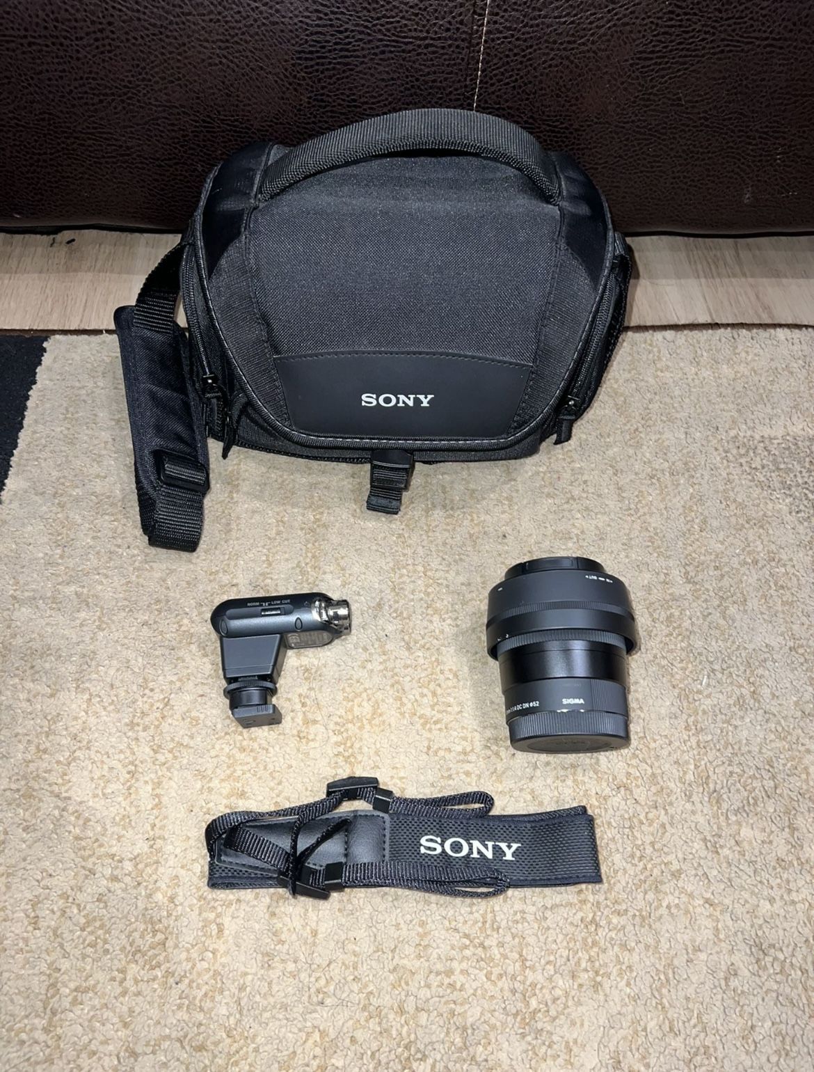 Sony a6000 for Sale in Santa Ana, CA OfferUp