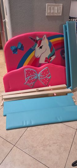 Twin Bed