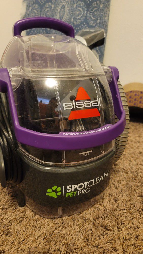 BISSELL SpotClean Pet Pro 2458 for Sale in Albuquerque, NM - OfferUp