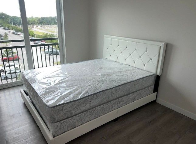 NEW BED FRAME FULL SIZE WITH BOX SPRING 3PCS