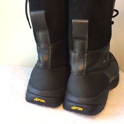 Ugg Black Leather Winter Boots Size 12 Men’s 