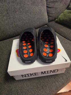 NIKE MIND 001