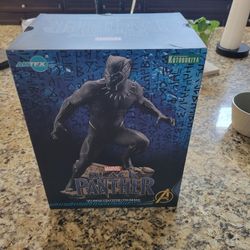 Black Panther MARVEL statue