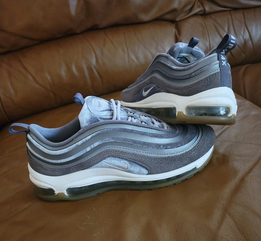 Women's Nike Air Max 97 Ultra 17 LX Gunsmoke Size