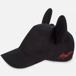 Disneyland cap with Mickey Mouse ears. Gorra de Mickey Mouse